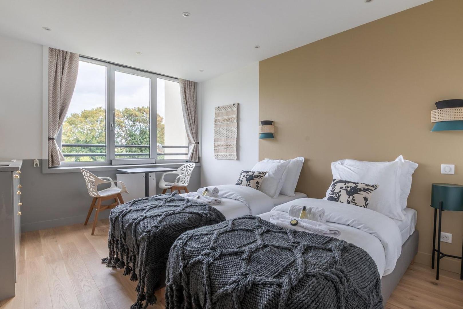 Апартаменти Guestready - Superb Studio In Іссі-ле-Муліно Екстер'єр фото